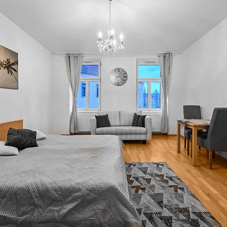 Three-Bedroom, Three King-Size Bed Retreat Βιέννη Εξωτερικό φωτογραφία