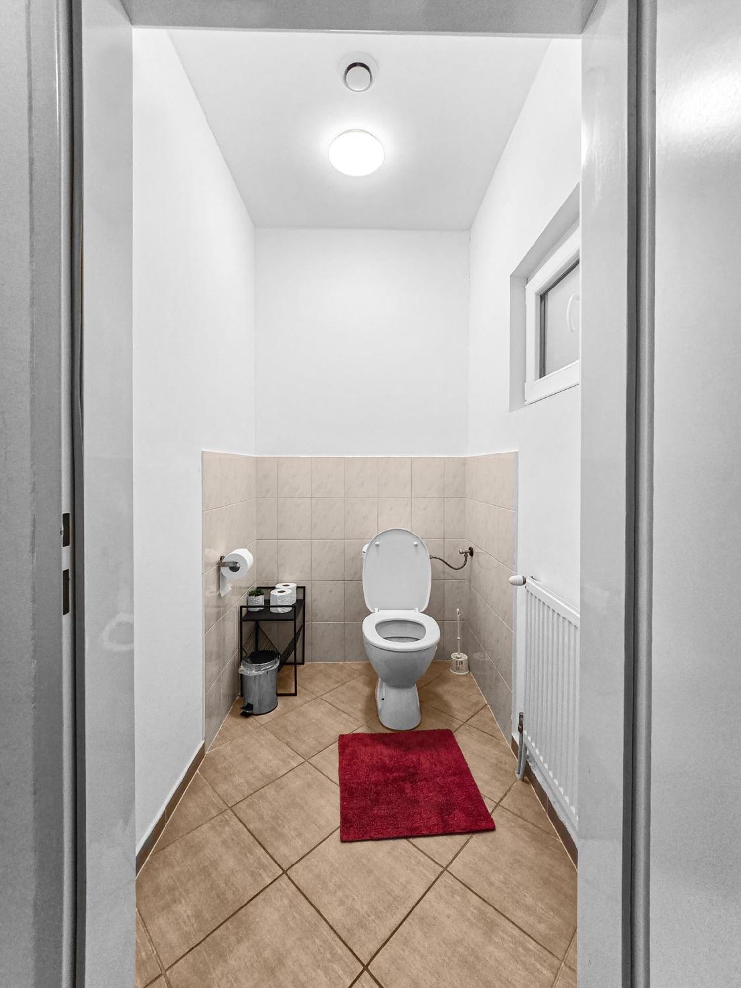 Three-Bedroom, Three King-Size Bed Retreat Βιέννη Εξωτερικό φωτογραφία
